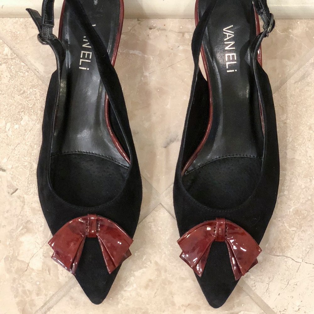 Vaneli suede and patent leather heel